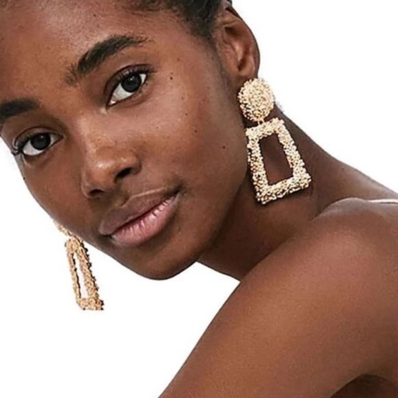 “Gold Queen” Statement Earrings " - Picture 1 of 6